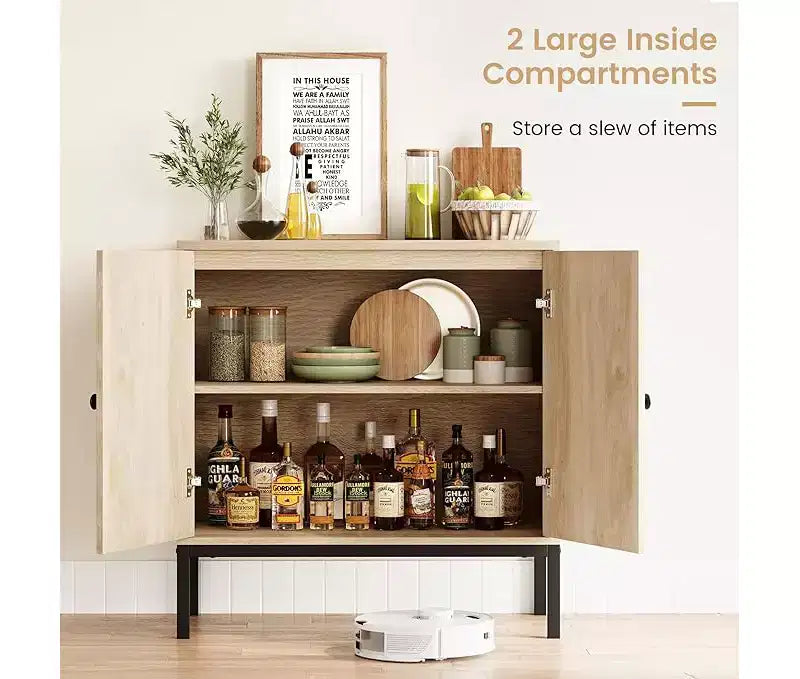 Buffet en bois avec rangement et rotin naturel