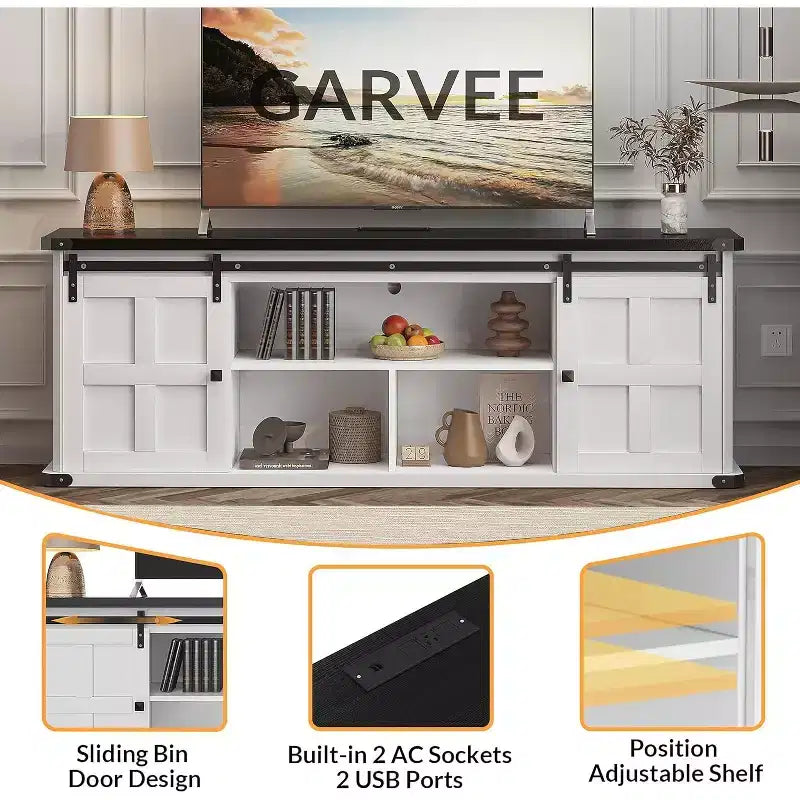 Meuble TV de ferme avec rangement, porte coulissante de style grange et prise de courant