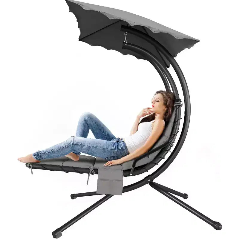 Chaise longue suspendue avec balancelle incurvée